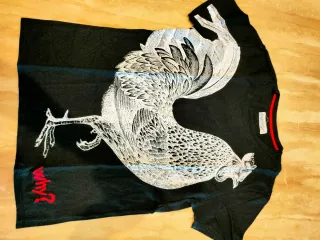 12 Camisetas de diversas marcas