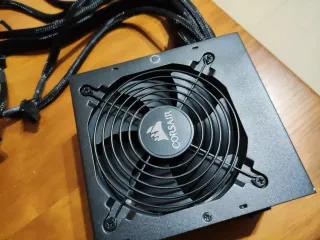 Fuente Corsair CX550 550W 80+ Bronze ATX