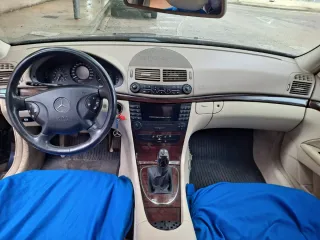 Mercedes-Benz Clase E 2005