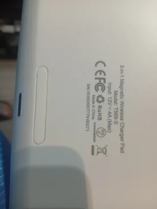 Cargador inalámbrico triple para iPhone