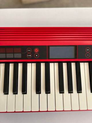 ROLAND GO:KEYS Teclado Rojo