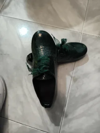 Zapatos de vestir verde