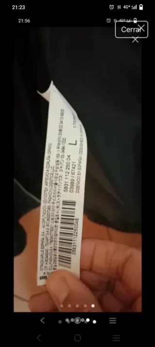 Chaqueta Stradivarius mujer negra y gris. Un solo