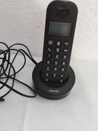 Telefono Inalambrico Philips con Base y Cargador