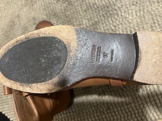 Botines de cuero marrones con hebillas