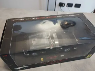 Ferrari 250 California SWB Hot Wheels Elite 1:18