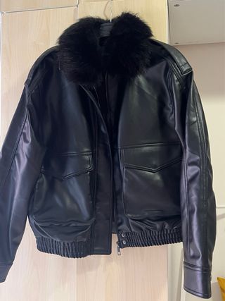 Cazadora efecto piel