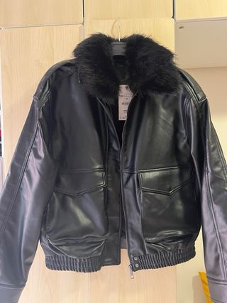 Cazadora efecto piel