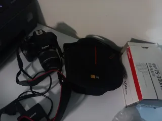 Cámara Canon EOS 450D + Objetivo EF 75-300mm