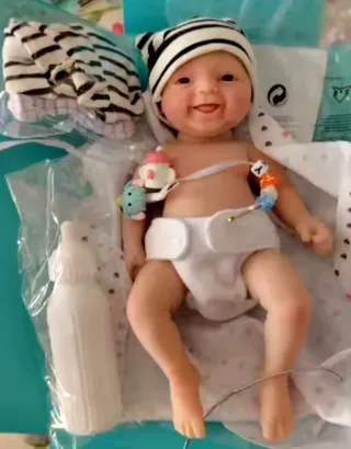Bebé Reborn Silicona Completa Mini 19cm