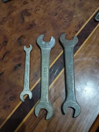 Juego de llaves SEAT 13 y 17