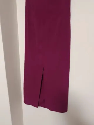 Vestido midi aplique dorado zara