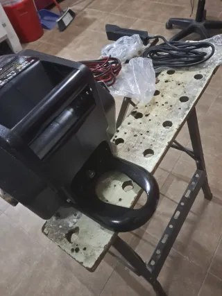 Cabrestante Portátil 2000 Lb