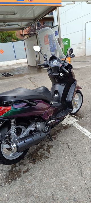 Moto Scooter 125cc Automática