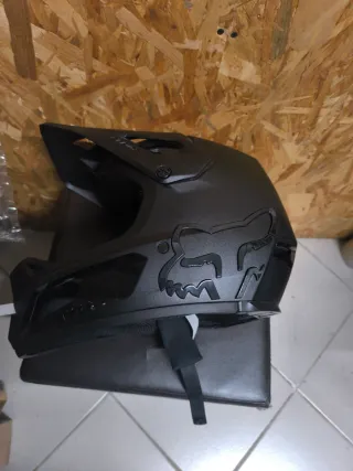 Capacete RAMPAGE FOX