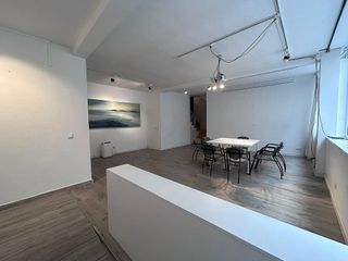 Local comercial en alquiler en Areal – Zona Centro en Vigo