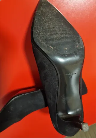 Zapatos de salón negros para mujer