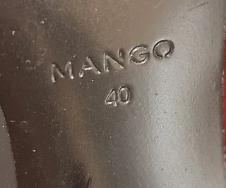 Zapatos de salón negros para mujer