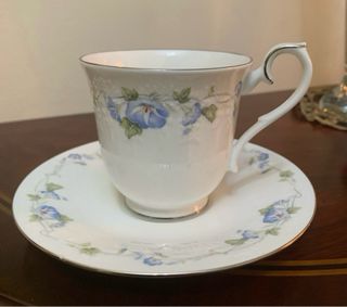 Taza de porcelana Royal Albert