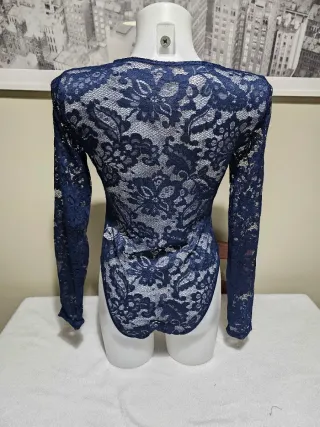Body encaje azul marino manga larga