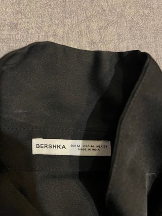 Camisa negra elegante