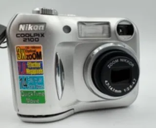 Cámara Nikon Coolpix 2100