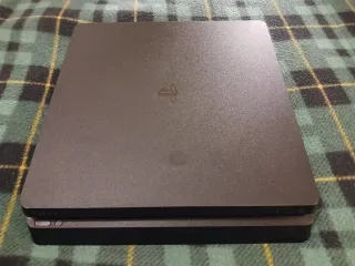 Consola PS3 + Uncharted 3+Geronimo stilton psp