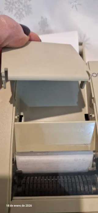 Calculadora Olympia CPD6212E con impresora