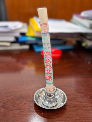 Apagador de moxa cromado + 10 puros