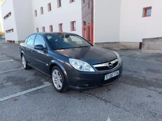 Opel Vectra 1.9 CDTI 6 velocidades etiqueta B