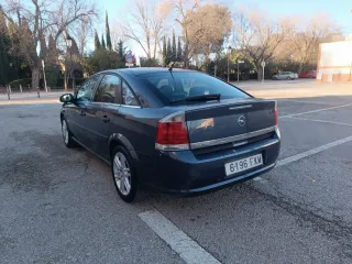 Opel Vectra 1.9 CDTI 6 velocidades etiqueta B