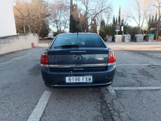 Opel Vectra 1.9 CDTI 6 velocidades etiqueta B