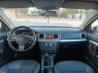 Opel Vectra 1.9 CDTI 6 velocidades etiqueta B