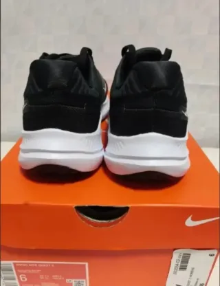 Zapatillas NIKE Quest 5  A ESTRENAR