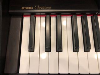 Piano Digital Yamaha Clavinova CLP 150