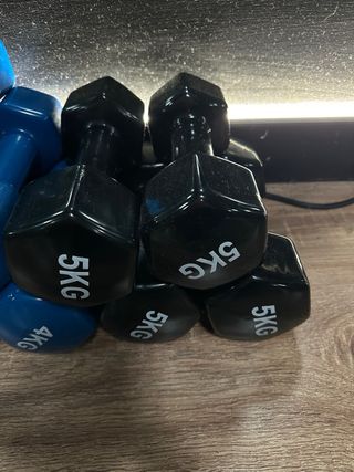 2 Mancuernas 5kg Negras