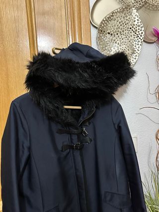 Abrigo Zara azul con cspucha