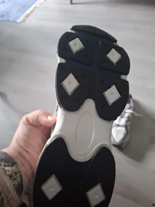 Zapatillas deportivas mujer grises y blancas