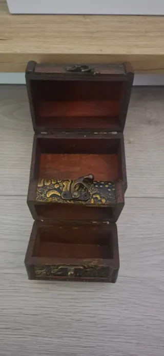 2 Bauli Decorativi in Legno e Metallo