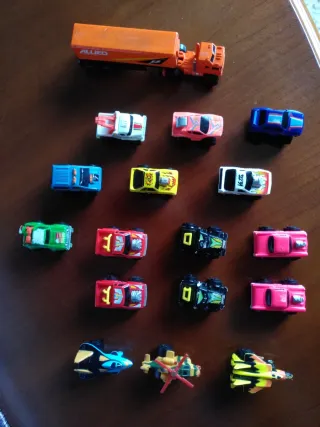 Lote coches miniatura Road Champs + edificios