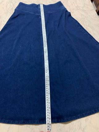 Gonna media di jeans con bottoni per donna Only