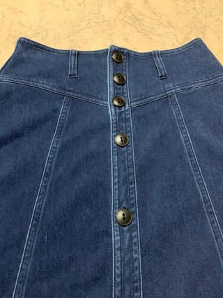 Gonna media di jeans con bottoni per donna Only