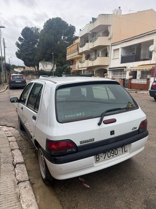Renault Clio 1