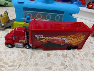 Camiones Hot Wheels, Cars y Centro de Lavado