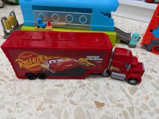 Camiones Hot Wheels, Cars y Centro de Lavado