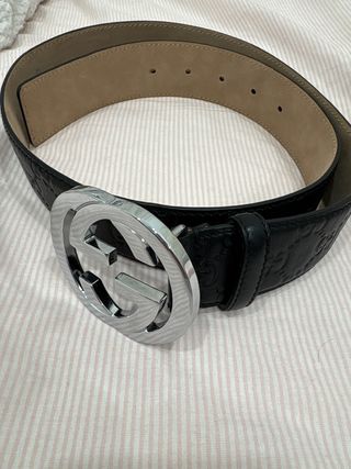 Cinturón Negro Hebilla Plateada GG