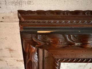 Marco para tv de madera oscuro