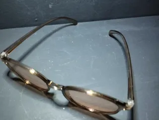 Occhiali da sole vintage anni '90 ambra