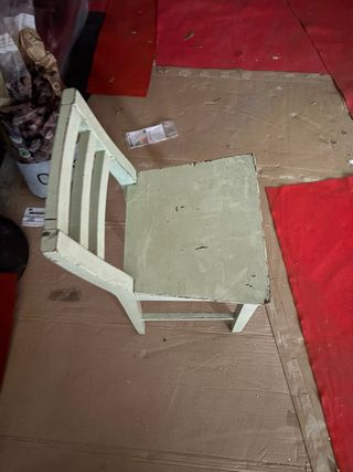 Silla o taburete de madera alta