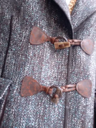 Blazer de lana gris y verde azulado